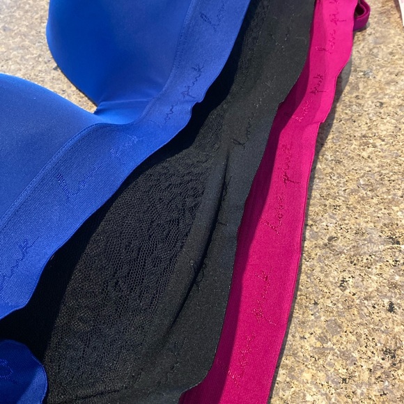 🔥Flash Sale🔥 3 Pink Victoria’s Secret Bras 36D Pink Blue and Black - Picture 14 of 17